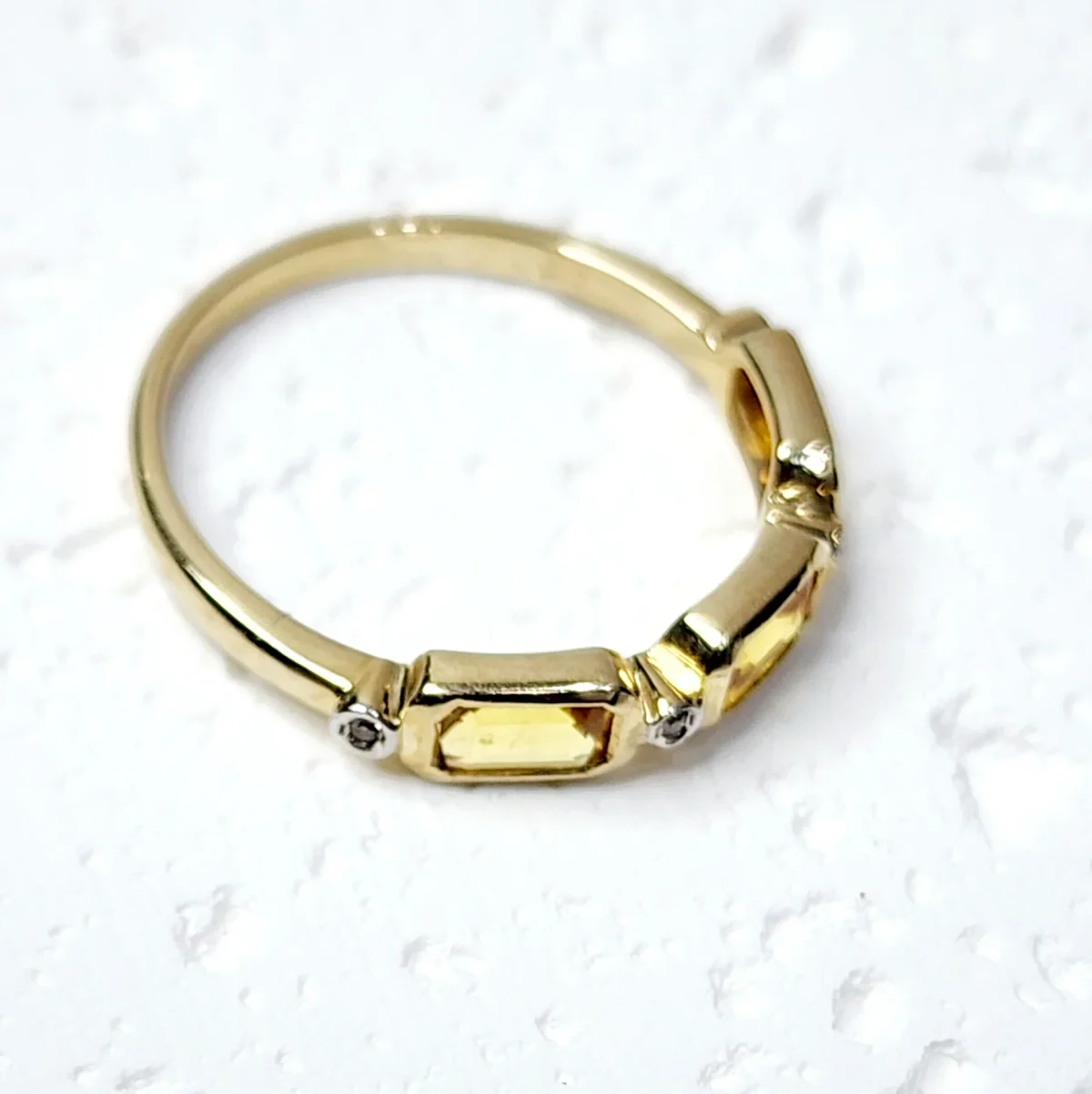 9ct Yellow Gold Dress Ring with 1.15ct Yellow Sapphire and 0.02ct Diamond Setting