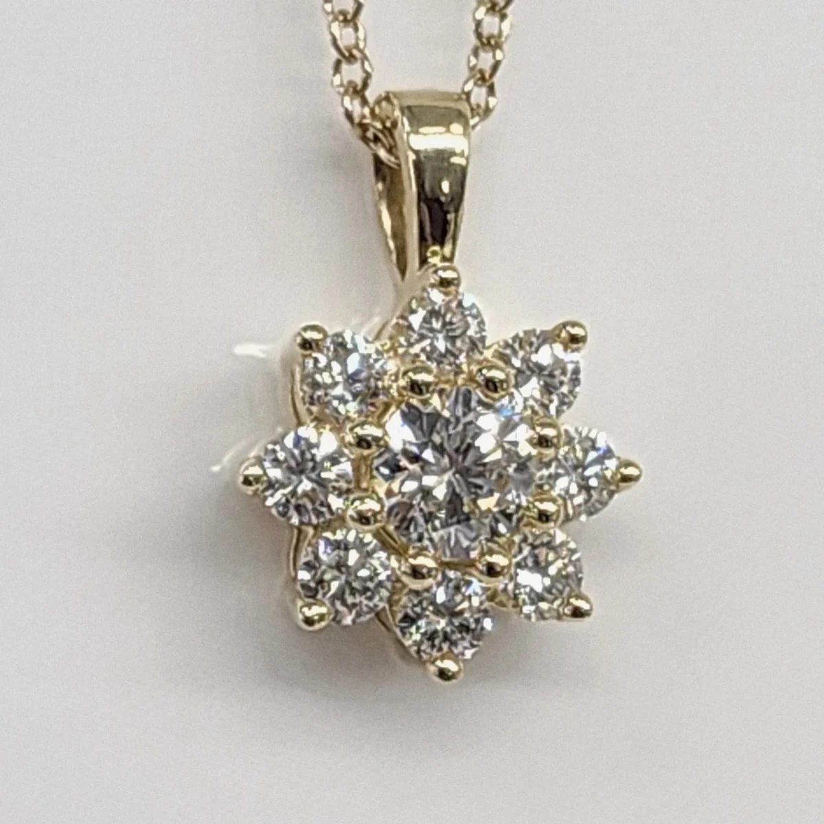 9ct Yellow Gold Flower Round LGD 0.54ct E/F - VS Diamond Pendant with 9ct YG Necklace 45cm - AUPD1784