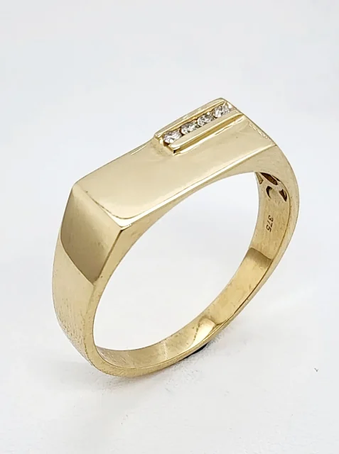 9ct Yellow Gold Gents Diamond Set Wedding / Dress Ring