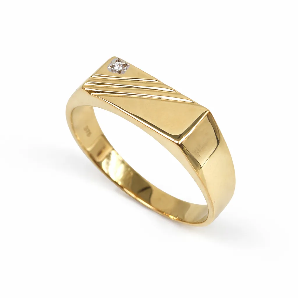 9ct Yellow Gold Gents Signet Ring with 4-Claw Set Diamond 14.35 x 6.30mm Top - 9YGD9471