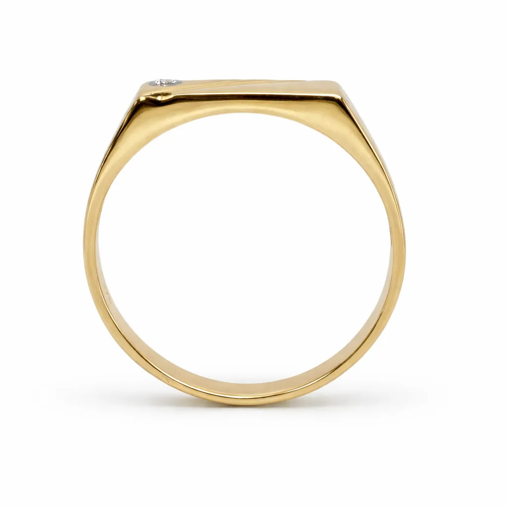 9ct Yellow Gold Gents Signet Ring with 4-Claw Set Diamond 14.35 x 6.30mm Top - 9YGD9471