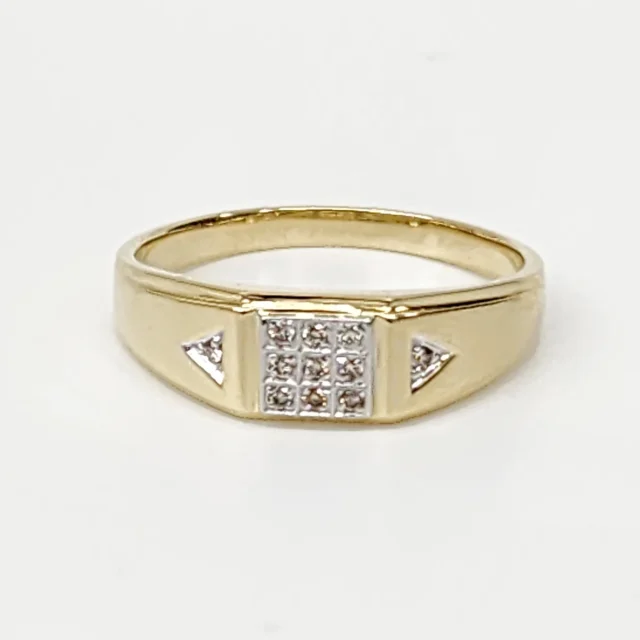 9ct Yellow Gold Gents Wedding / Dress Ring with 0.11ct Diamond