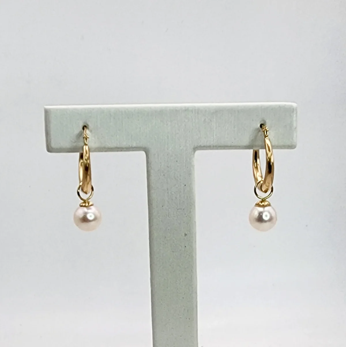 9ct Yellow Gold Hoop Earrings with 8mm Round Cultured Freshwater Pearls