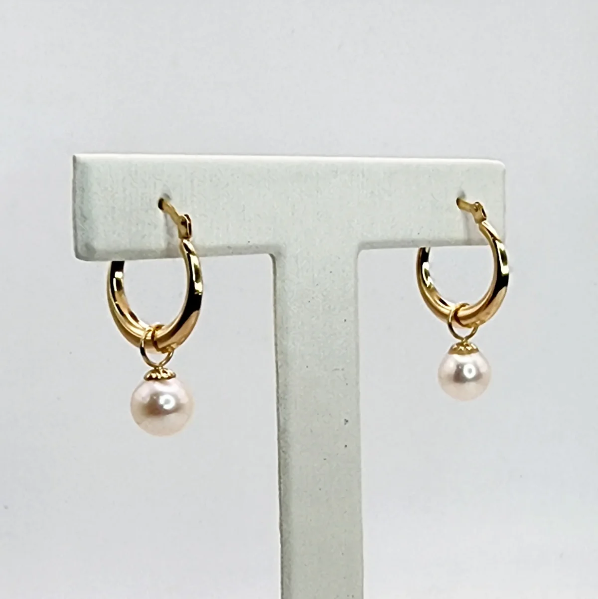 9ct Yellow Gold Hoop Earrings with 8mm Round Cultured Freshwater Pearls