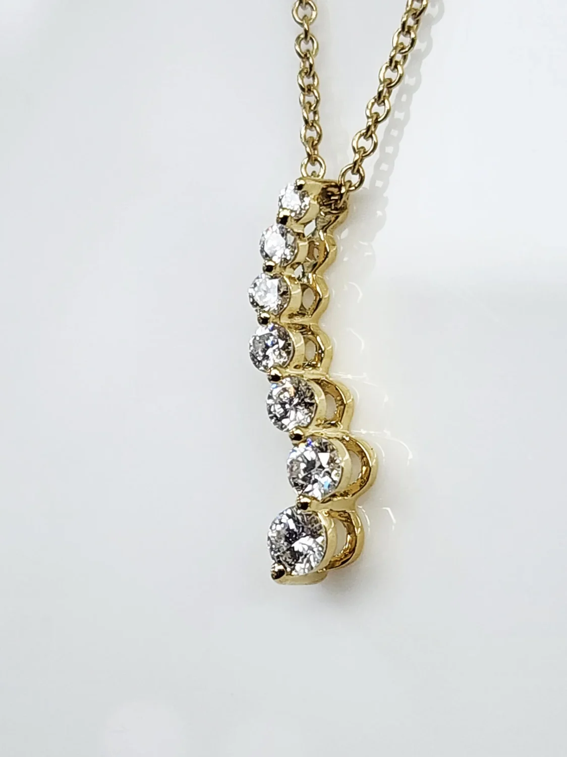 9ct Yellow Gold LGD 0.25ct Journey Diamond Pendant with 9ct YG Necklace 45cm - AUPD1395