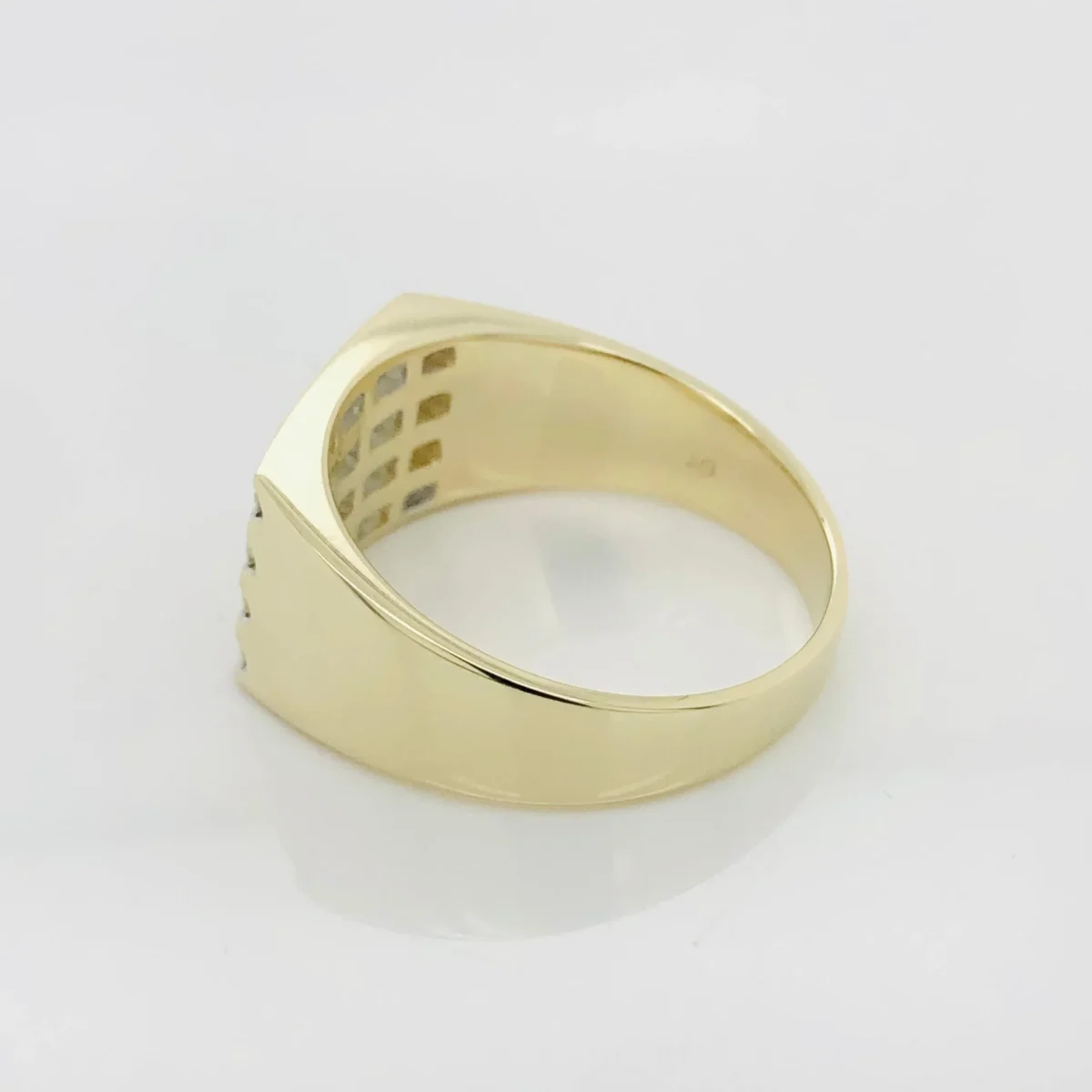 9ct Yellow Gold Men's Ring with 1 Carat TW of Diamonds