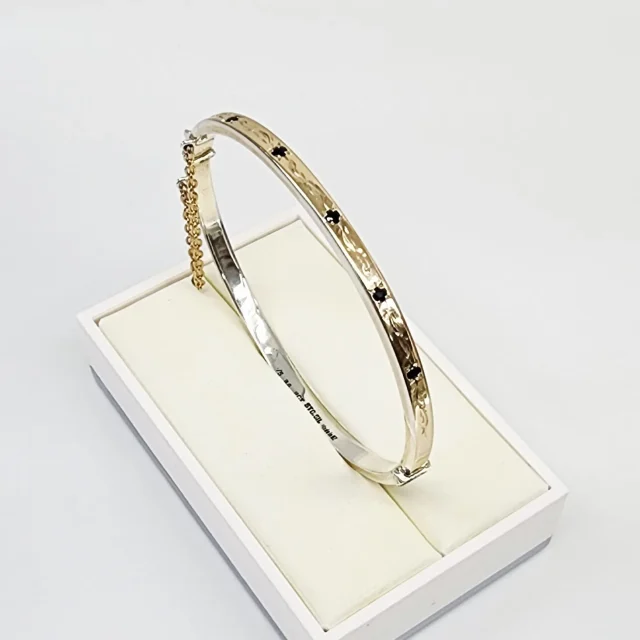 9ct Yellow Gold on Sterling Silver Hand Engraved Blue Sapphire Bangle - GS1EN5SAP