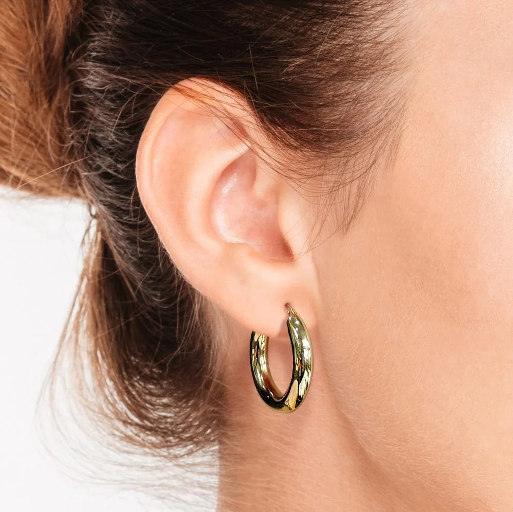 9ct Yellow Gold Plain 4mm x 15mm Polished Hoop Earrings