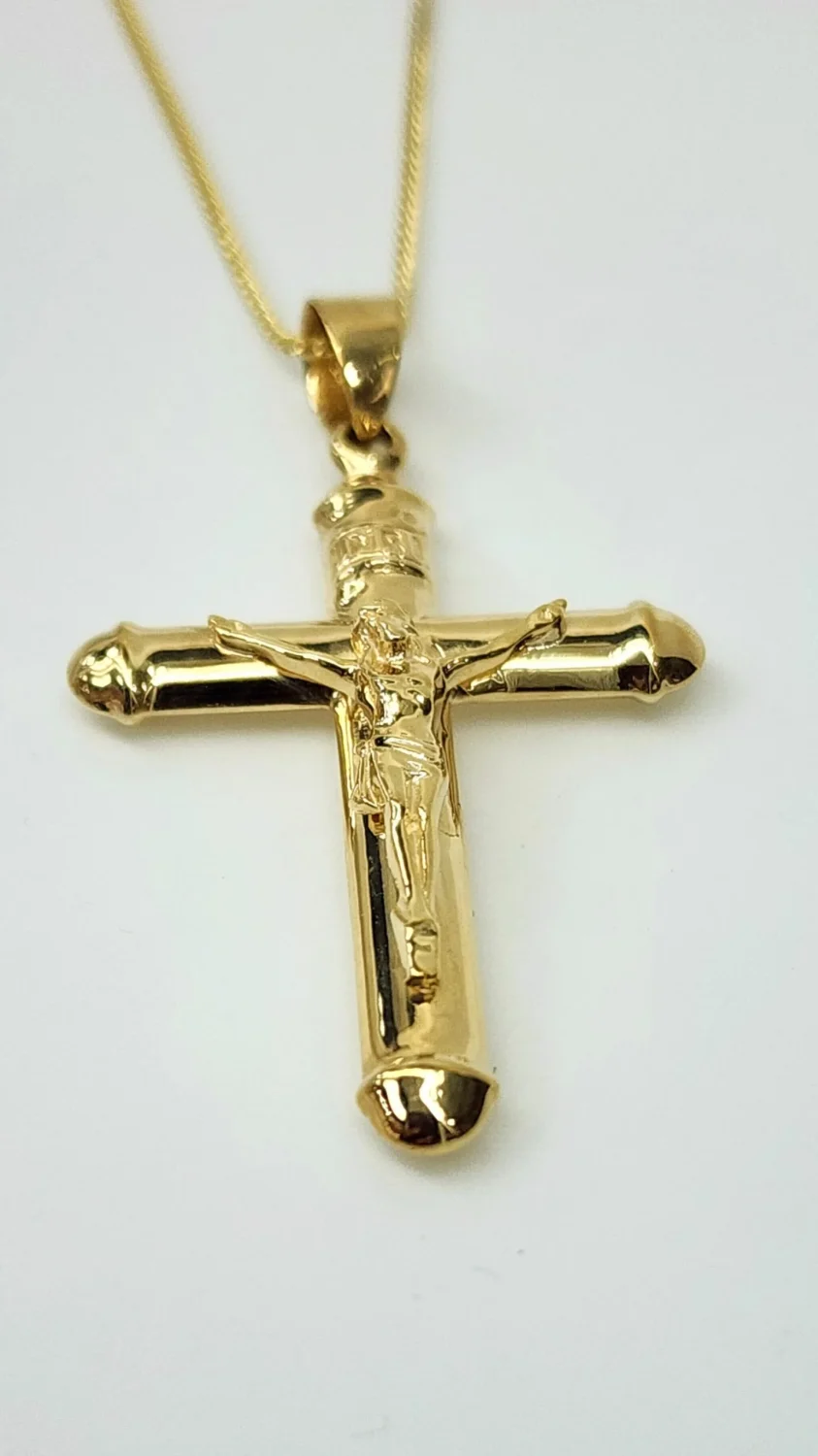 9ct Yellow Gold Polished Crucific 26mm Wide Pendant