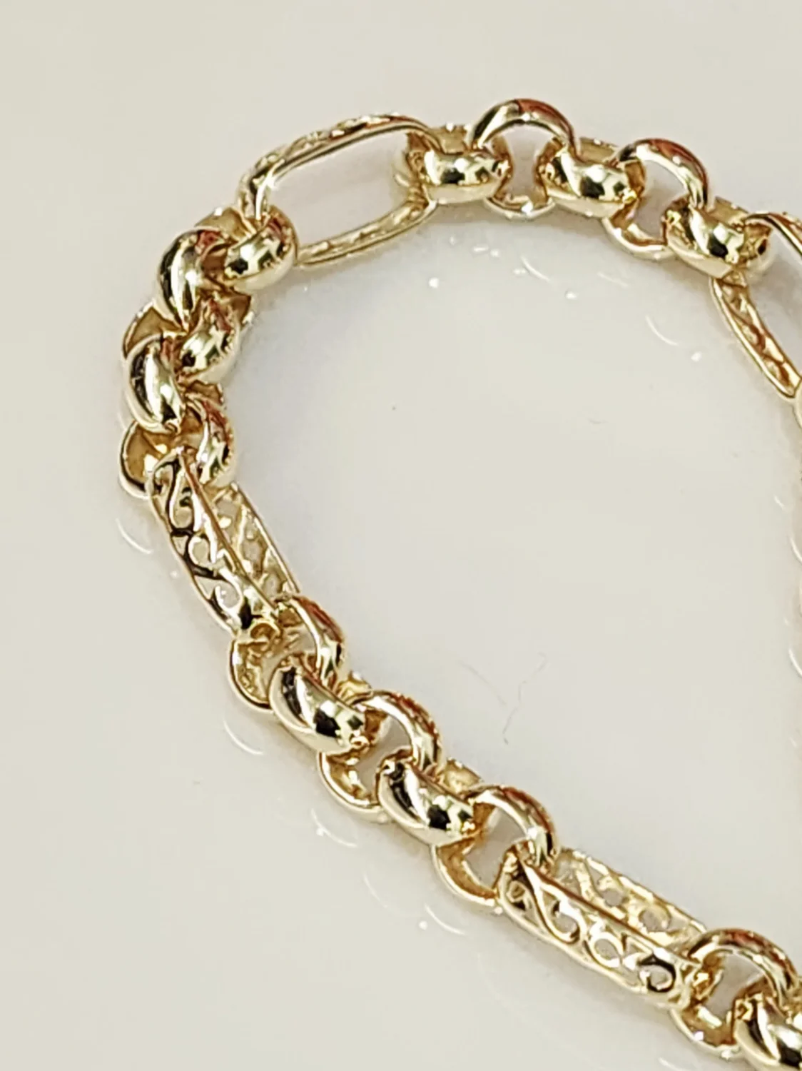 9ct Yellow Gold Puff Heart Padlock Bracelet – 19cm, 15.50g Solid & Filigree Link Design - 9CTCYBA288