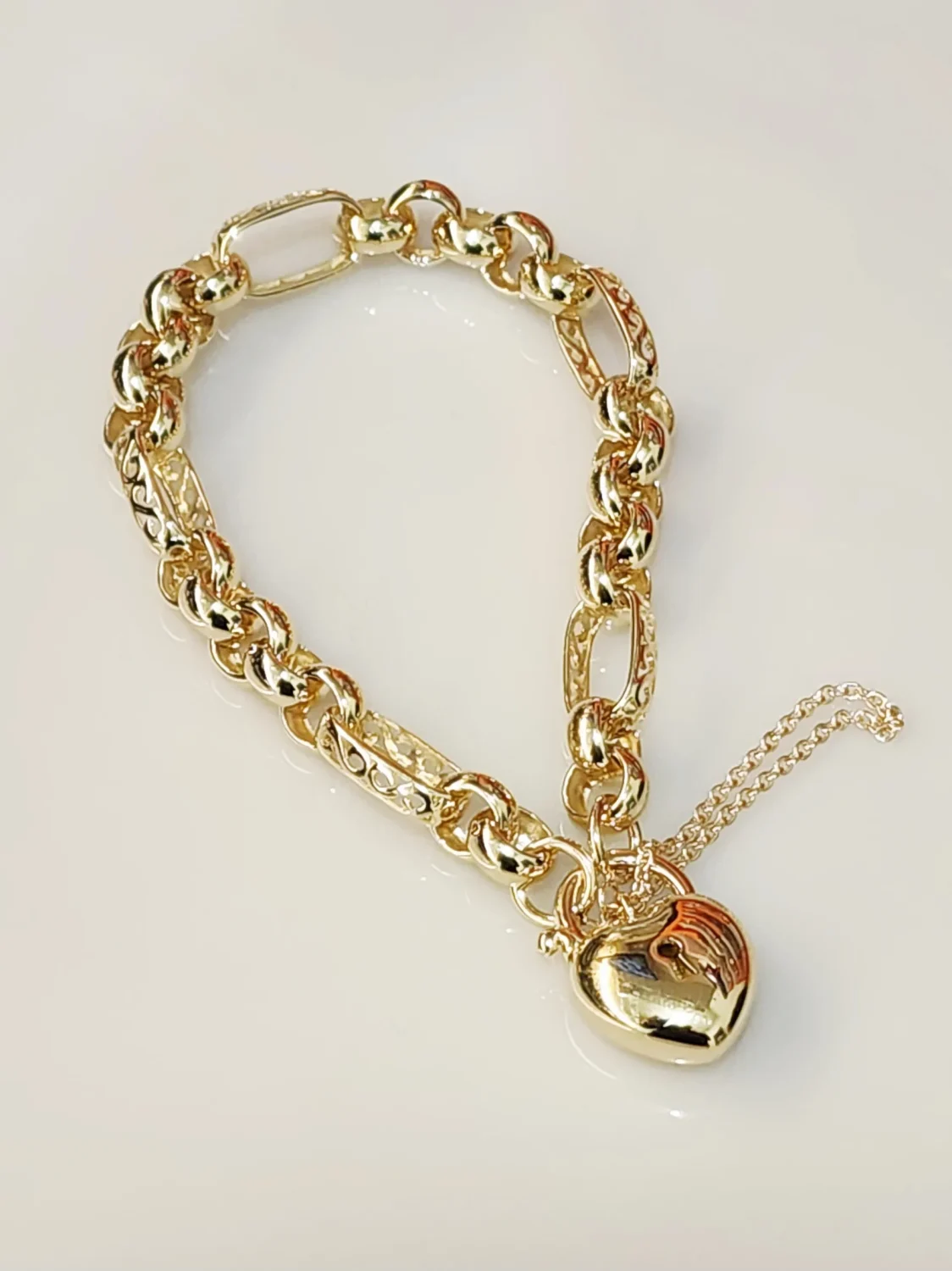 9ct Yellow Gold Puff Heart Padlock Bracelet – 19cm, 15.50g Solid & Filigree Link Design - 9CTCYBA288