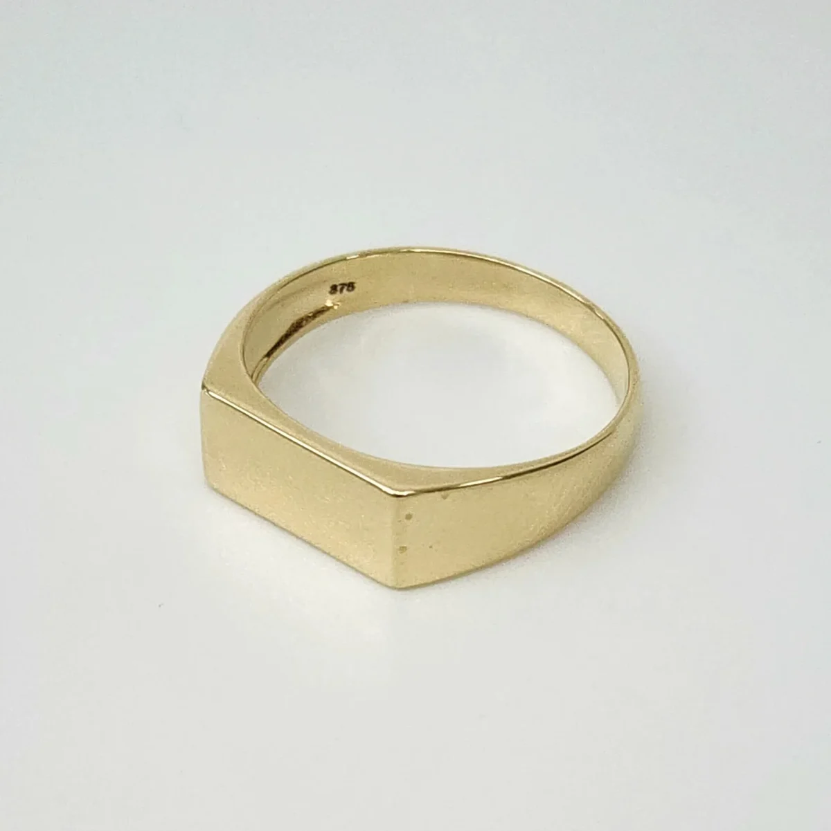 9ct Yellow Gold Rectangle Signet Wedding / Dress Ring - D6413MOD9Y