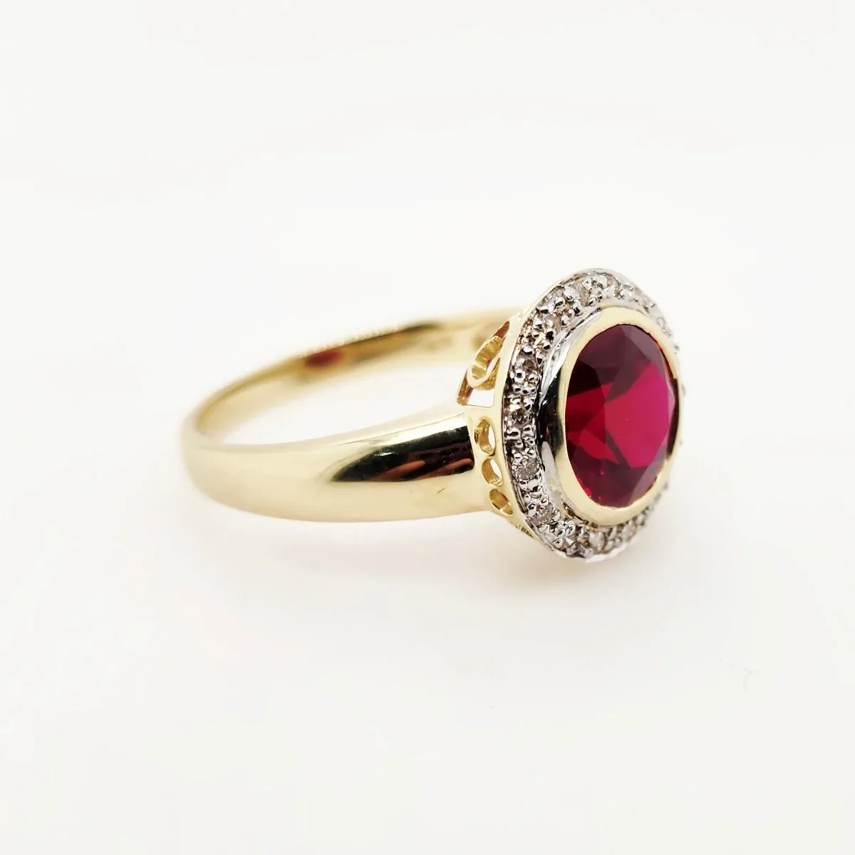 9ct Yellow Gold Round Brilliant Cut Created Ruby and 0.15ct Diamond Ring - CYR1819