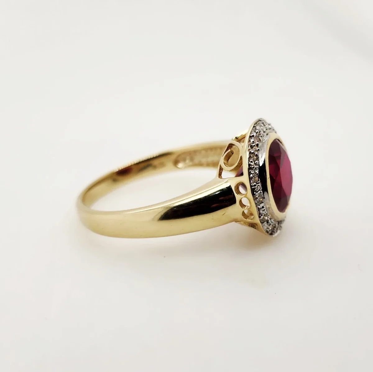 9ct Yellow Gold Round Brilliant Cut Created Ruby and 0.15ct Diamond Ring - CYR1819
