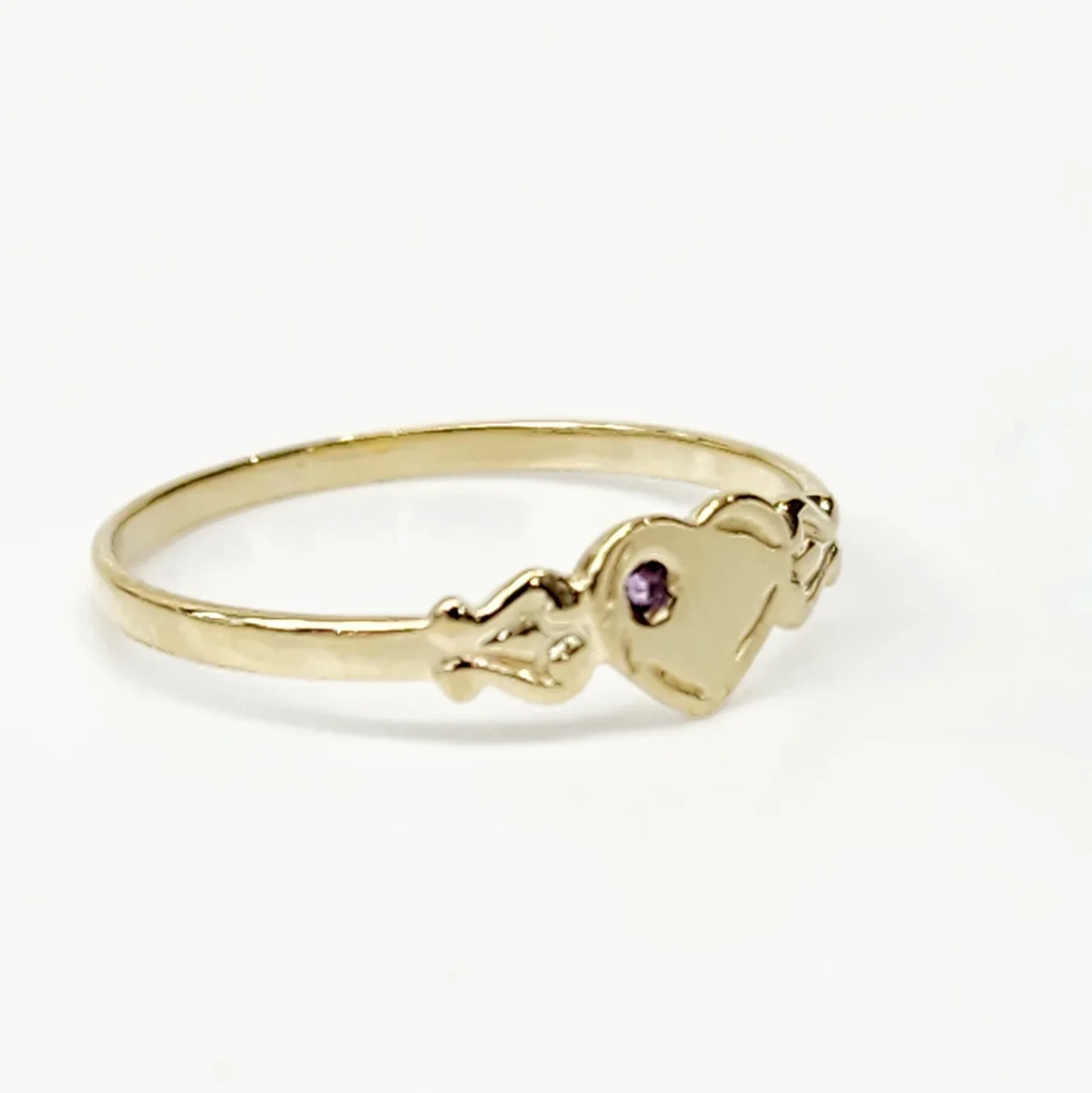 9ct Yellow Gold Single Heart Amethyst Signet Ring