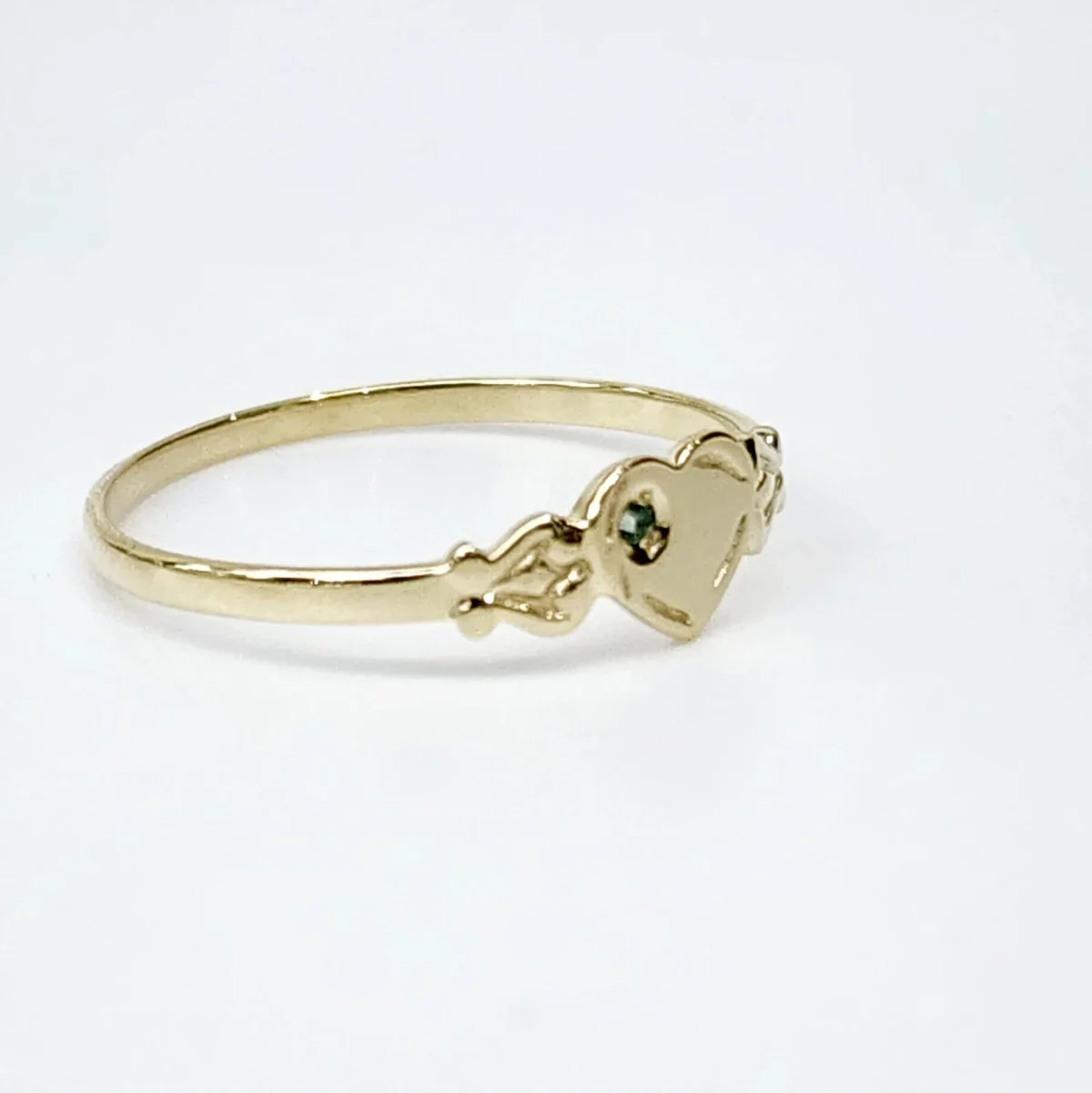 9ct Yellow Gold Single Heart Biron Emerald Signet Ring