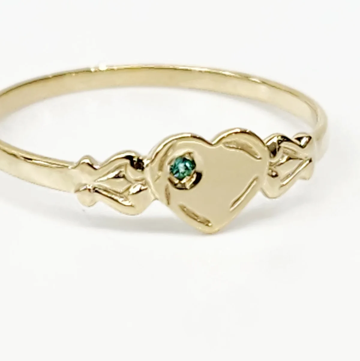 9ct Yellow Gold Single Heart Biron Emerald Signet Ring