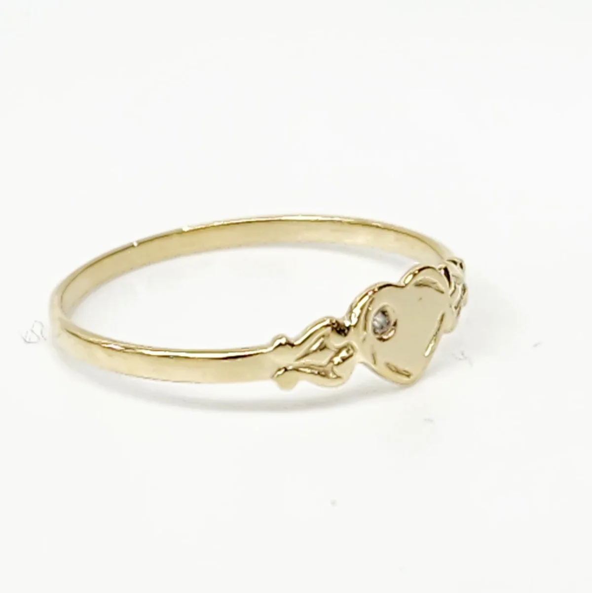 9ct Yellow Gold Single Heart Diamond Signet Ring
