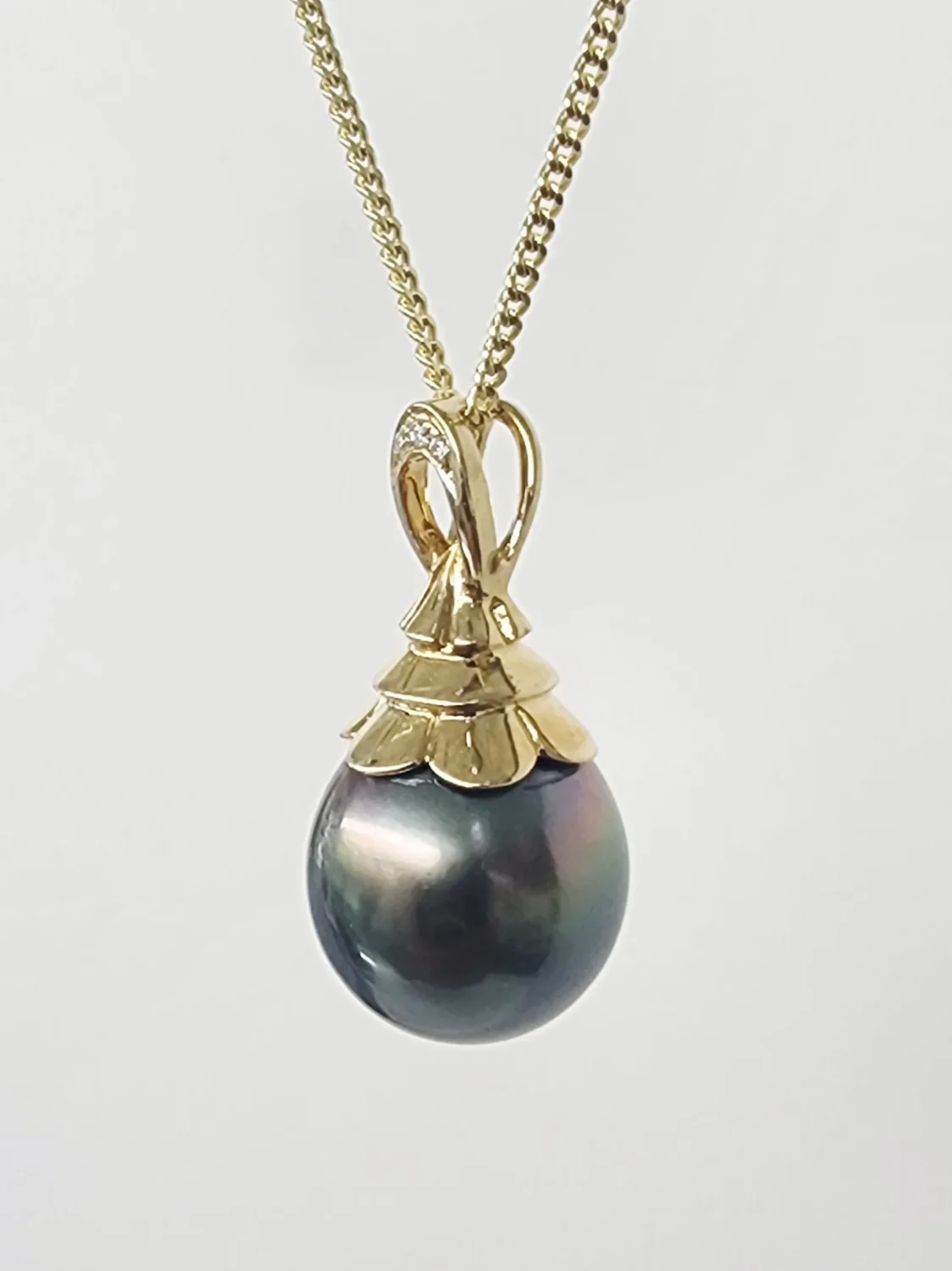 9CT Yellow Gold Tahitian Black Pearl Pendant with Diamond Accents – 11.5mm–12mm - 9CTTLZTBPDIA