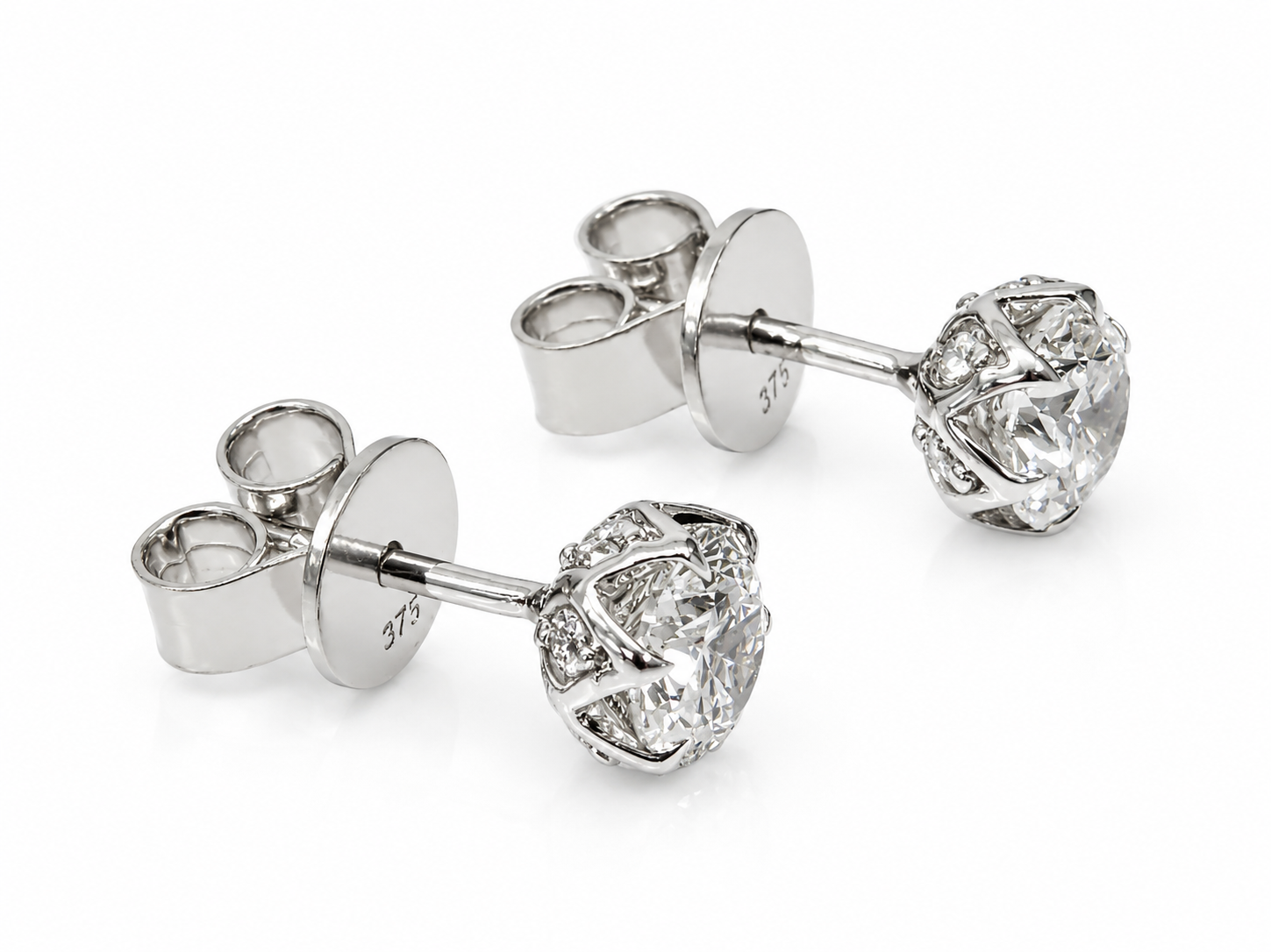 9ct White Gold 1.15ct Lab Grown Diamond Stud Earrings – 1.00ct Round Brilliant Centre Diamonds | EF VS 9ct White Gold 1.15ct Lab Grown Diamond Stud Earrings – 1.00ct Round Brilliant Centre Diamonds | EF VS