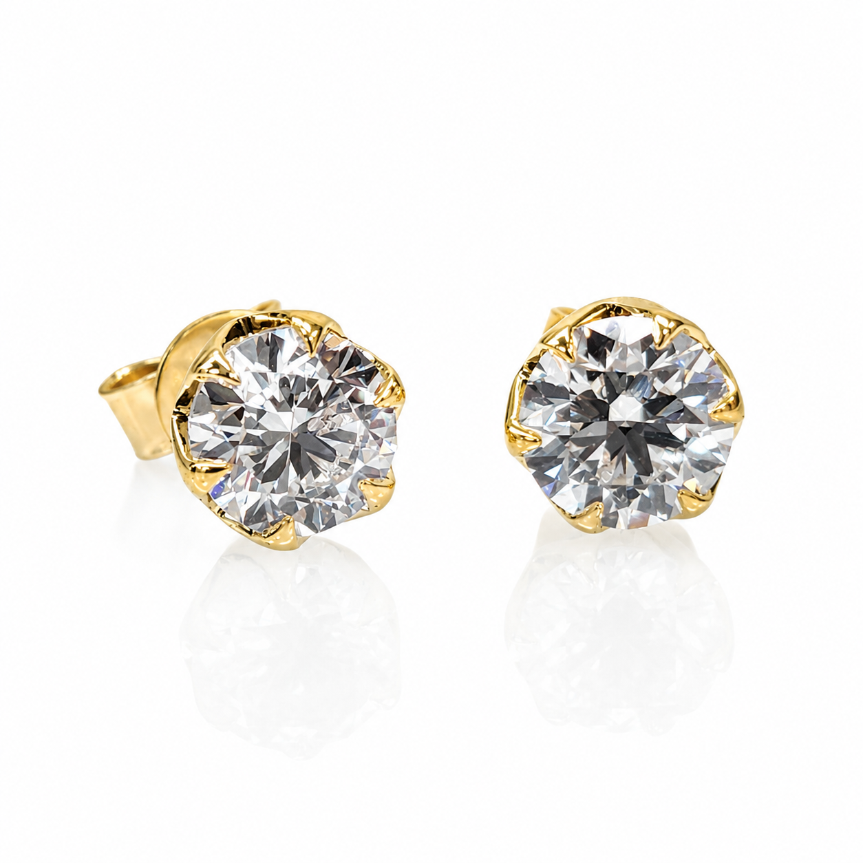 9ct Yellow Gold 2.00ct Lab Grown Diamond Stud Earrings – 1.00ct Round Brilliant Each | EF VS 9ct Yellow Gold 2.00ct Lab Grown Diamond Stud Earrings – 1.00ct Round Brilliant Each | EF VS