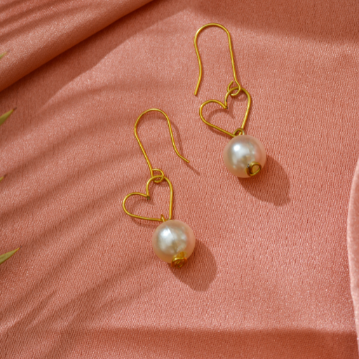 gold earrings