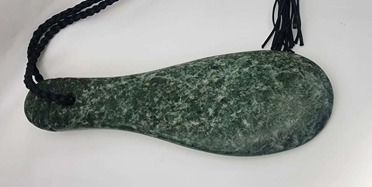 Authentic Hapopo Pounamu Mere – NZ Greenstone Taonga (210mm) - WG160