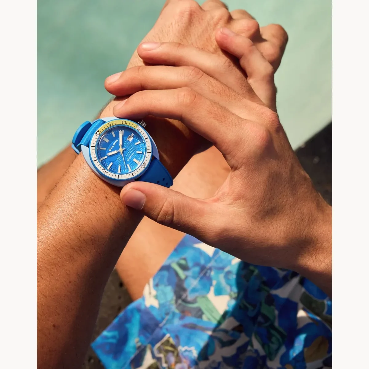Bulova Snorkel "Blue Tang" Blue Dial Rubber Strap 100m WR Watch - 98B445