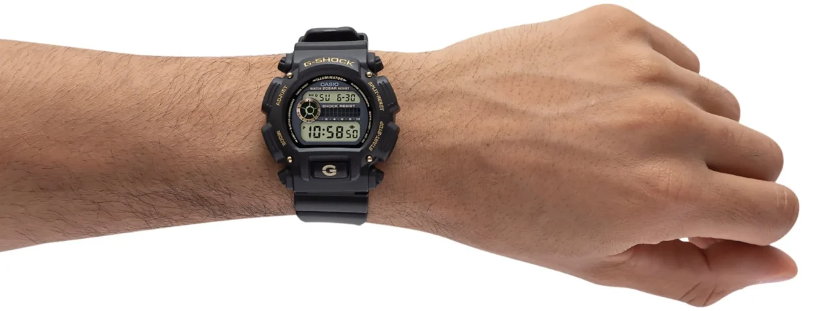 CASIO G-SHOCK DIGI BLACK GOLD 200M DW9052GBX-1A9