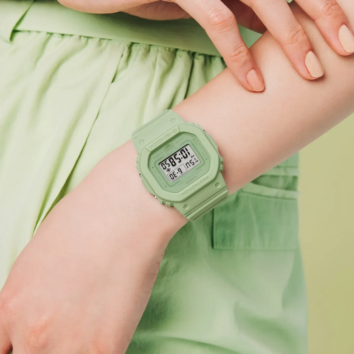 Casio Ladies G-Shock Green Case Colour 200m Waterproof Watch - GMDS5600BA-3DR