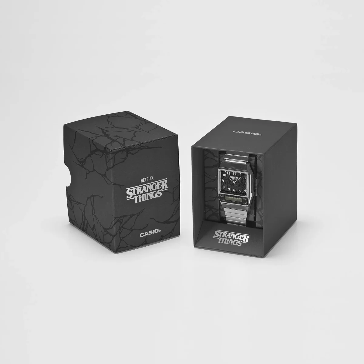 CASIO VINTAGE AQ-800EST-1A Stranger Things™ Collaboration Digital-Analog Watch