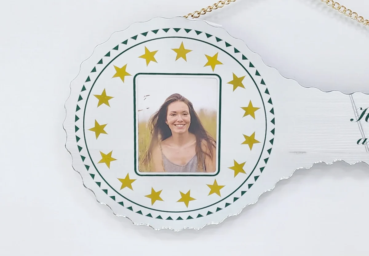 Cook Island Design with 15 Golden Stars Mirrored / Glass Photo Birthday Key - SJ2412