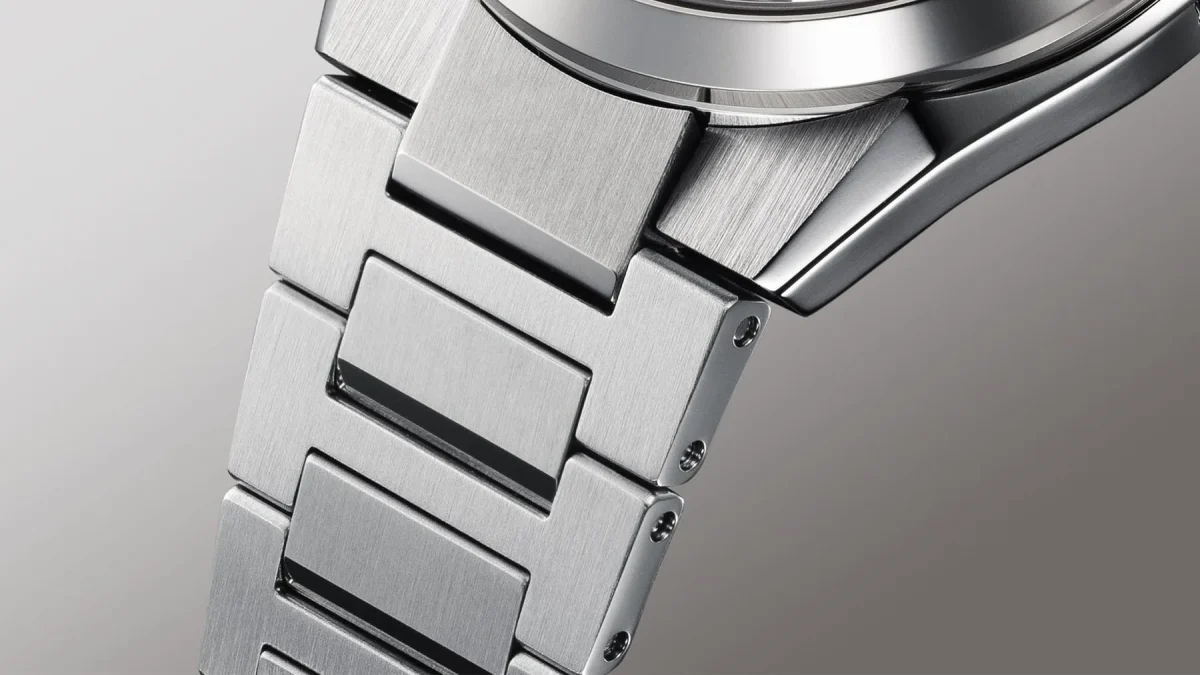 EDIFICE Analog Automatic Carbon Forged Dial, Stainless Steel Case & Band, 100M WR - EFK100CD-1A