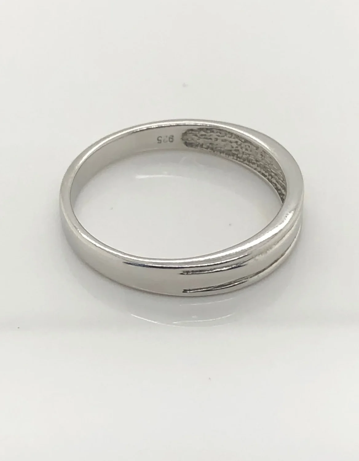 Gents Sterling Silver Ring 008