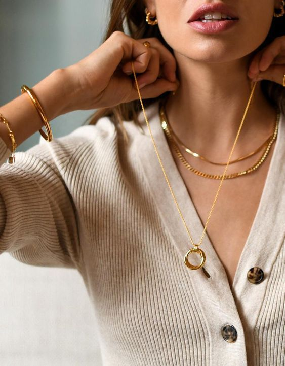 gold necklace chain