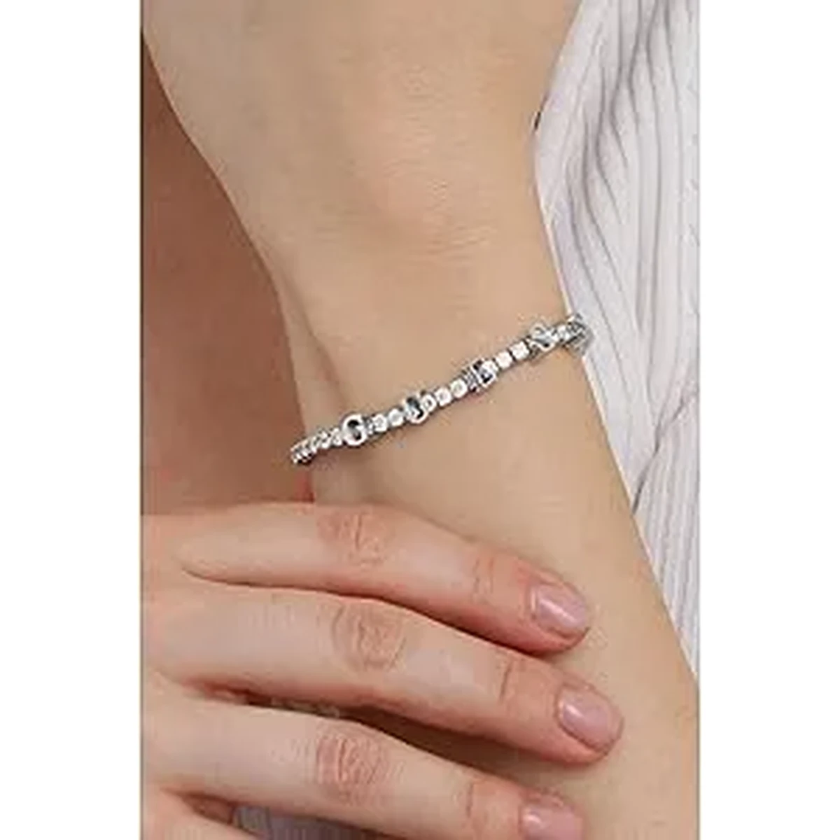 GUESS Scripted Crystal Tennis Bracelet Silver – JUBB04218JWRHT