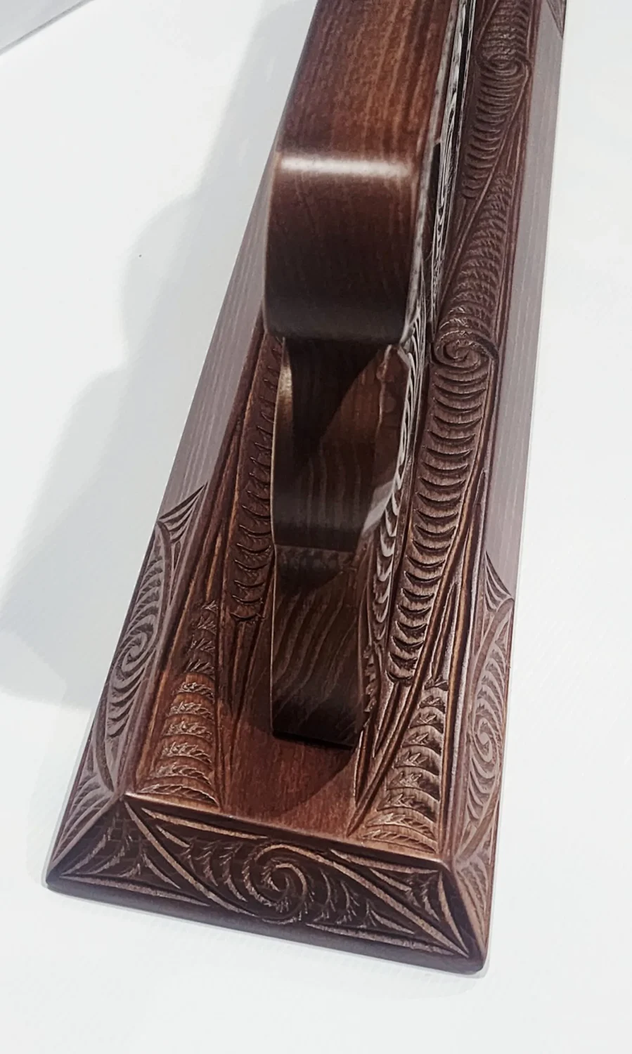 Hand Carved Māori Design 21st Birthday Key with Paua Shell Inlay & Photo Frame – Large Display Stand