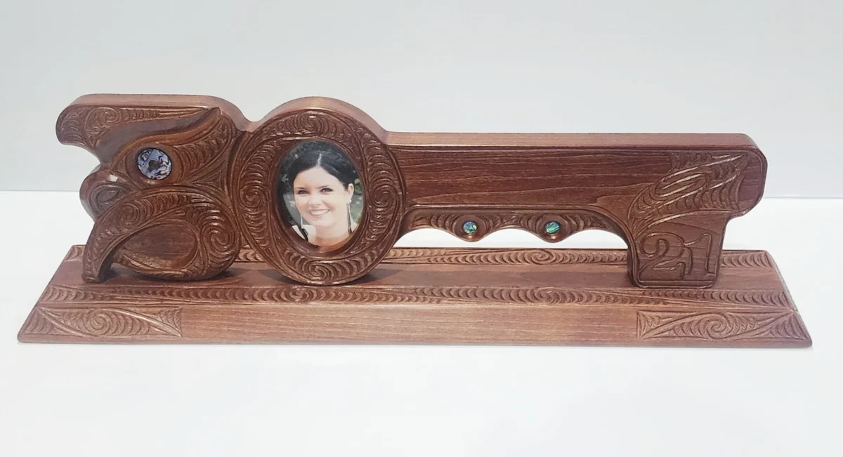 Hand Carved Māori Design 21st Birthday Key with Paua Shell Inlay & Photo Frame – Large Display Stand