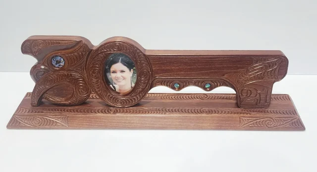 Hand Carved Māori Design 21st Birthday Key with Paua Shell Inlay & Photo Frame – Large Display Stand
