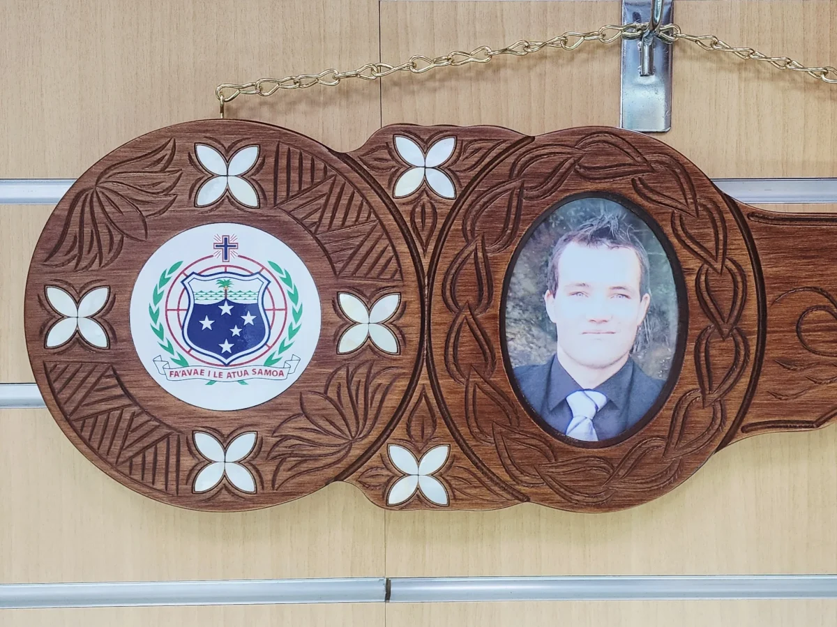 Island Design 21st Birthday Key – Samoan Sila | Handcrafted Tulip Wood Keepsake | Made in New Zealand - WM439MOPSS