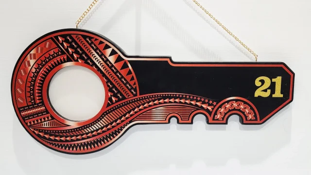 Island Design Red & White Theme Colour UV Printed Wooden Birthday Key with "21"  – SJ2248