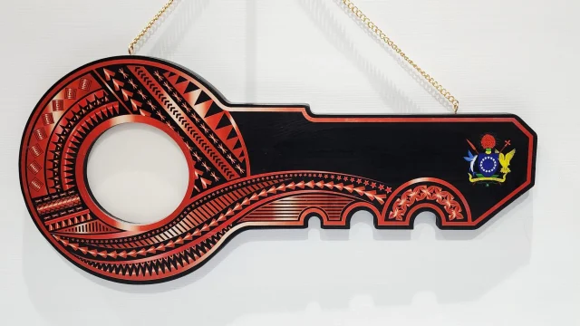 Island Design Red & White Theme Colour UV Printed Wooden Birthday Key with "Coat of arms of Cook Island"  – SJ2249