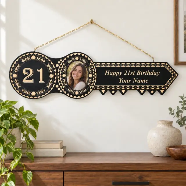 Island Design Wooden Birthday Key with "21" Laser Engraved  – SJ2511BLK