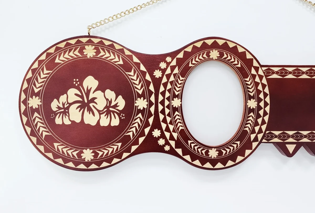 Island Design Wooden Birthday Key with Three Hibiscus Flowers & "21" Laser Engraved  – SJ2510DB