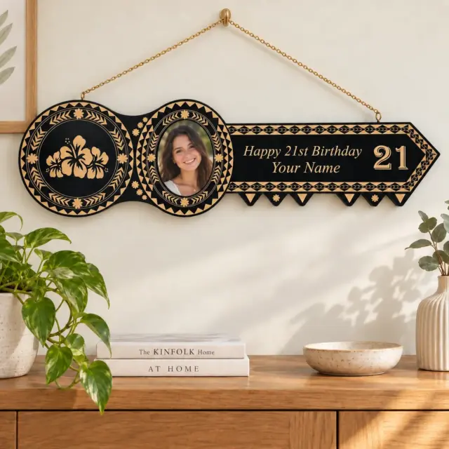 Island Design Wooden Birthday Key with Three Hibiscus Flowers & "21" Laser Engraved  – SJ2510BLK