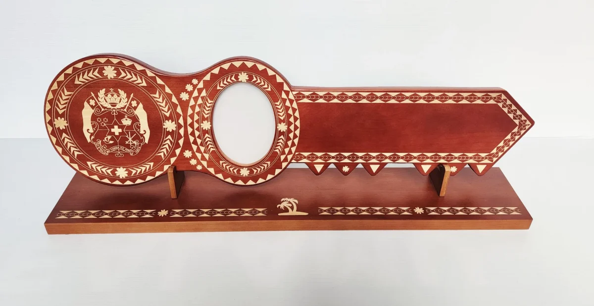 Island Design Wooden Birthday Key with "Tongan Sila" Laser Engraved  – SJ2105DB