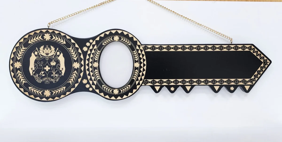 Island Design Wooden Birthday Key with "Tongan Sila" Laser Engraved  – SJ2105BLK