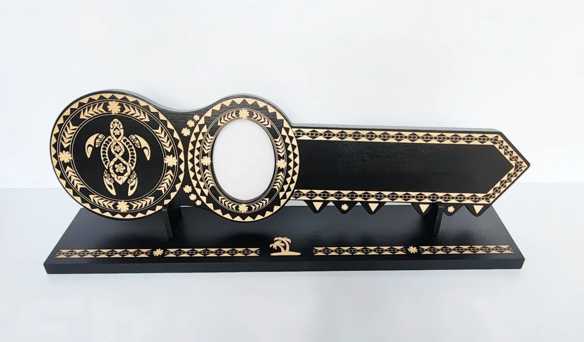 Island Design Wooden Birthday Key with "Turtle" Laser Engraved  – SJ2103BLK
