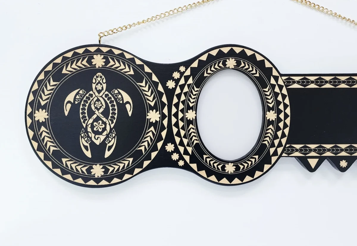 Island Design Wooden Birthday Key with "Turtle" Laser Engraved  – SJ2103BLK