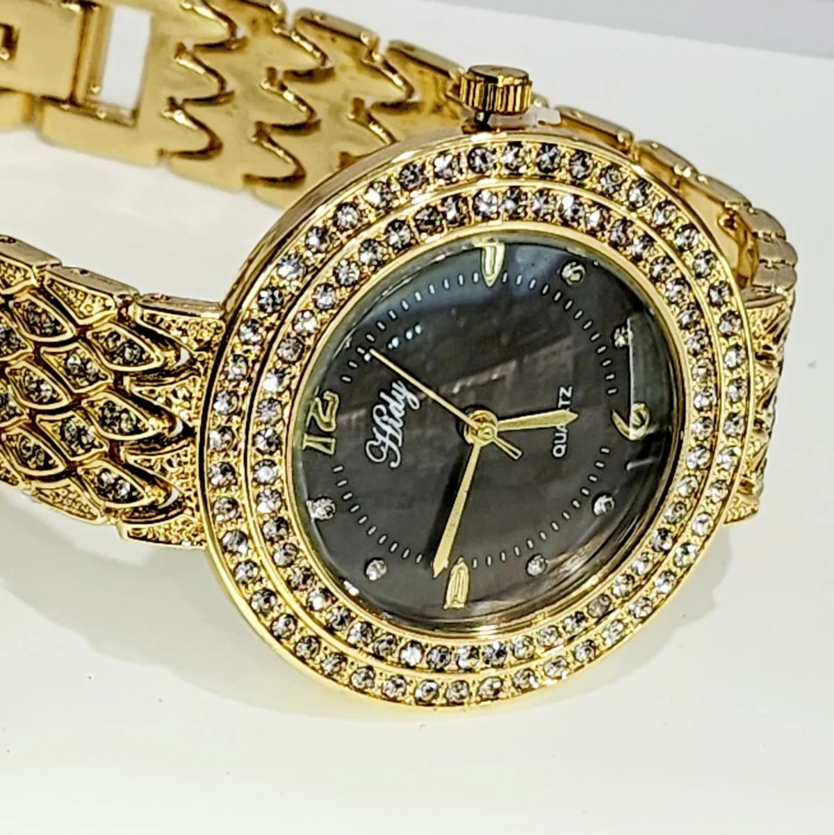Ladies HIDY Fashion Dress Watch Gold Tone Case Black/Grey Dial Watch - Design 2407